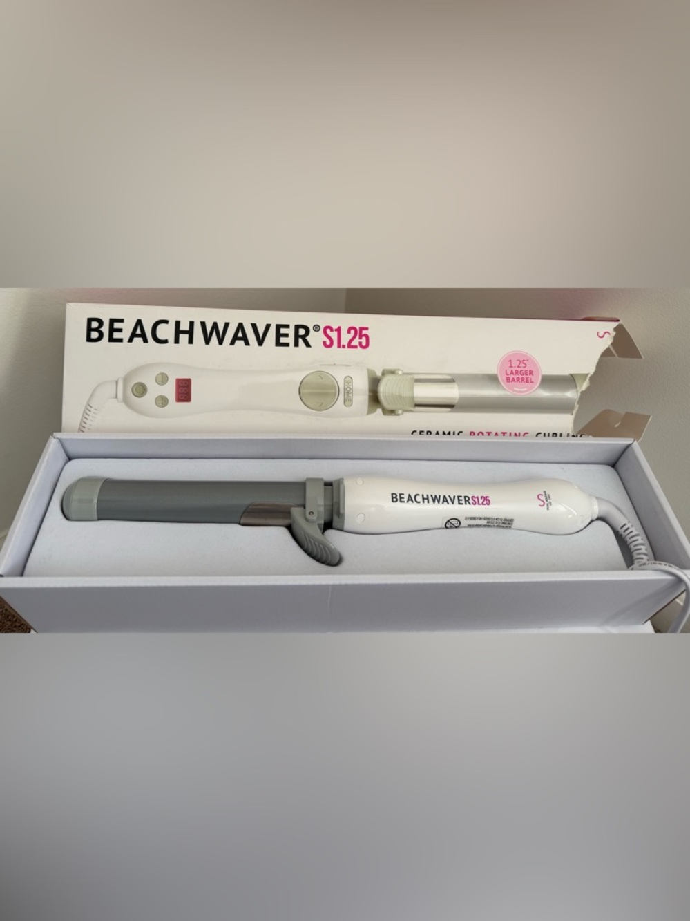 BEACHWAVER S1.25 Ceramic Rotating Curling Iron in White and Silver